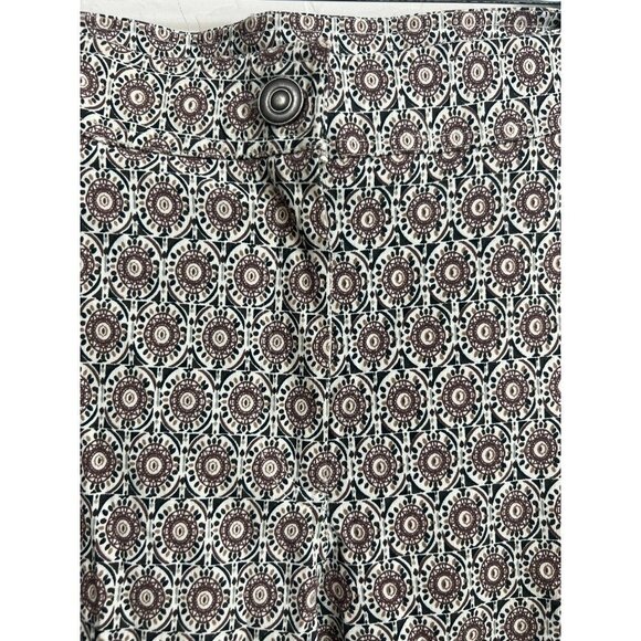 89th & Madison Sz 14 Stretch Trousers Women Brown Medallion Print Capri Length - Picture 3 of 7